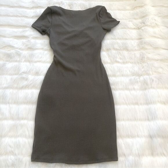 Guess NWT Cecille Wrap Dress (S) - Picture 8 of 8